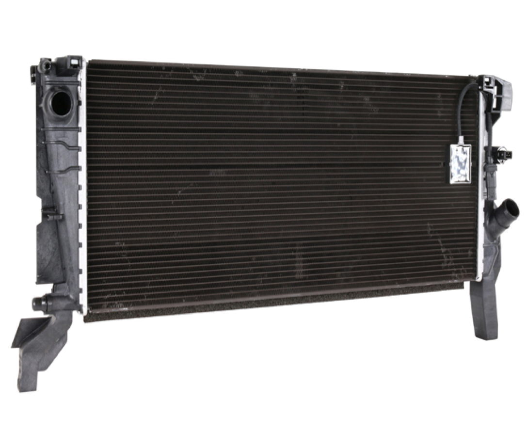 BMW F48 X1 Cooling Radiator With Sensor | 17118603269