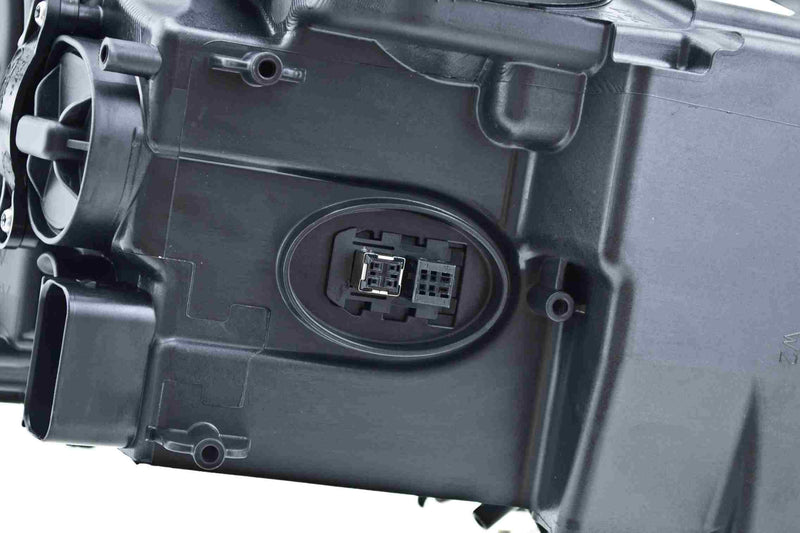 BMW F10 5-Series Xenon Headlight Assembly OEM 63117271903 or 63117271904 Body Electrical & Mechanical Hella