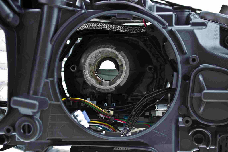 BMW F10 5-Series Xenon Headlight Assembly OEM 63117271903 or 63117271904 Body Electrical & Mechanical Hella